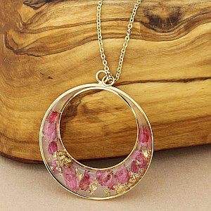 Cottage Floral Circle Dried Flower Necklace