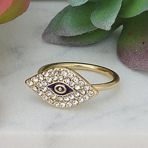 Piercing Gaze Crystal Eye Ring