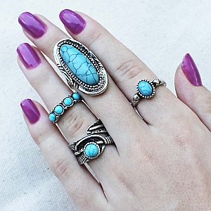 Set of 4 Turquoise Rings on Hand