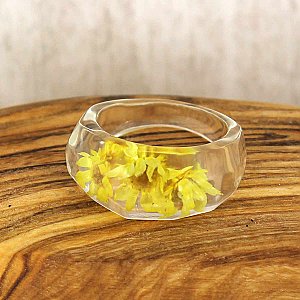 Cottage Yellow Clear Facet Resin Ring