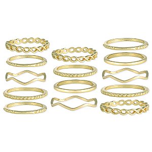 The Thin Gold Line Gold Band Ring Set